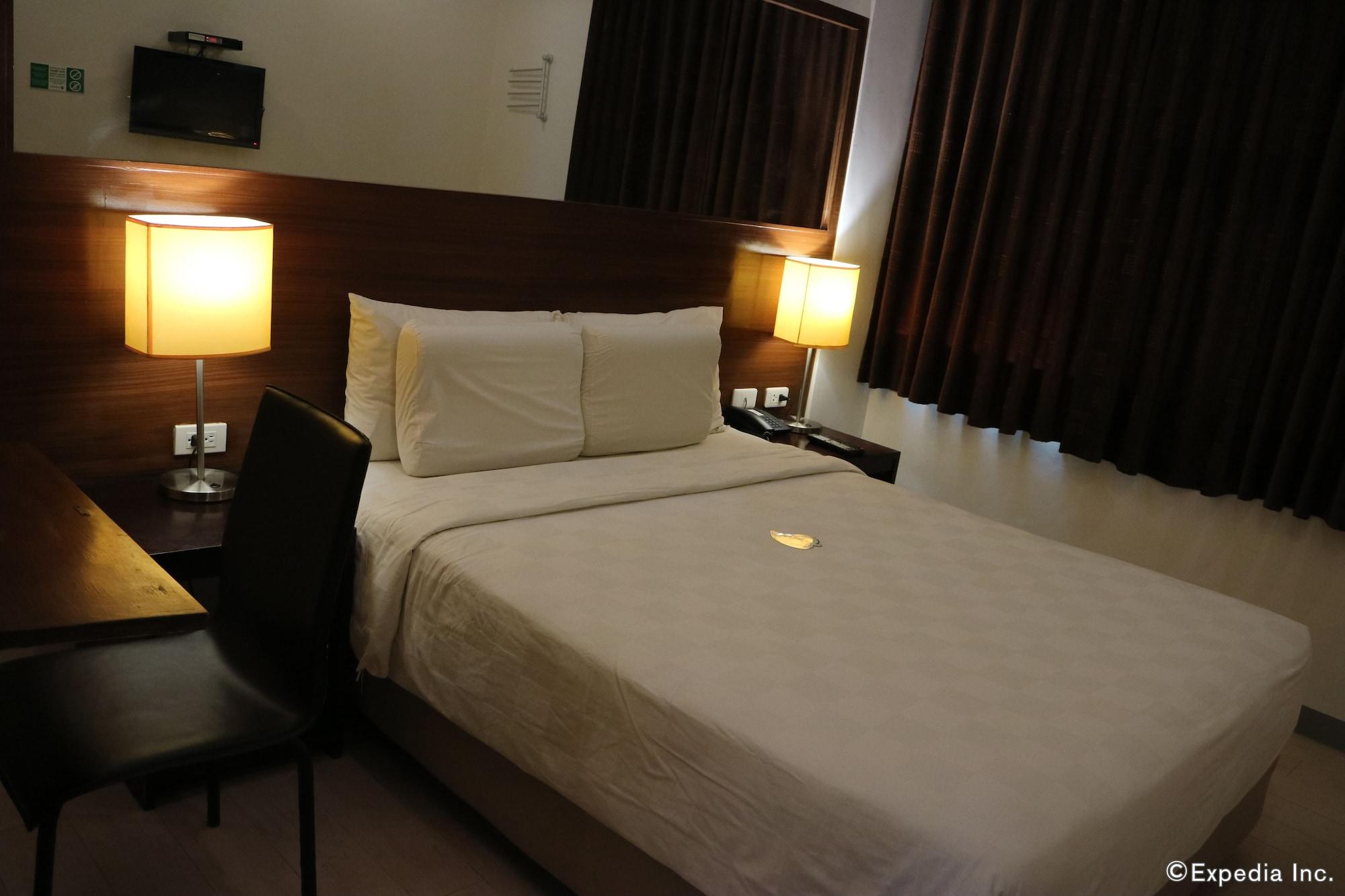 Go Hotels Баколод Екстер'єр фото