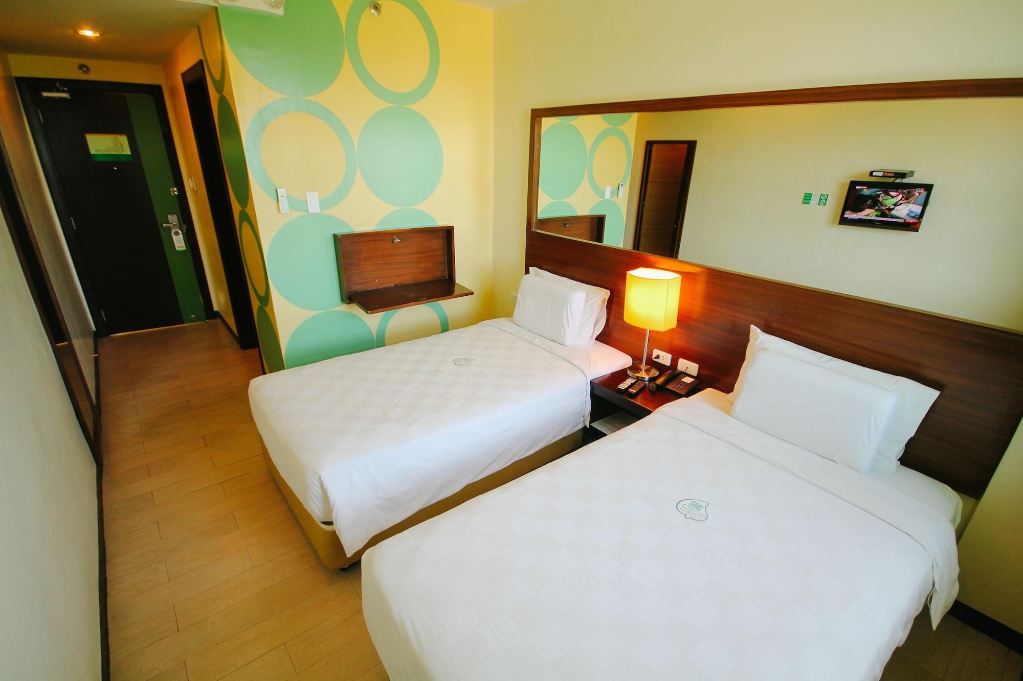 Go Hotels Баколод Екстер'єр фото