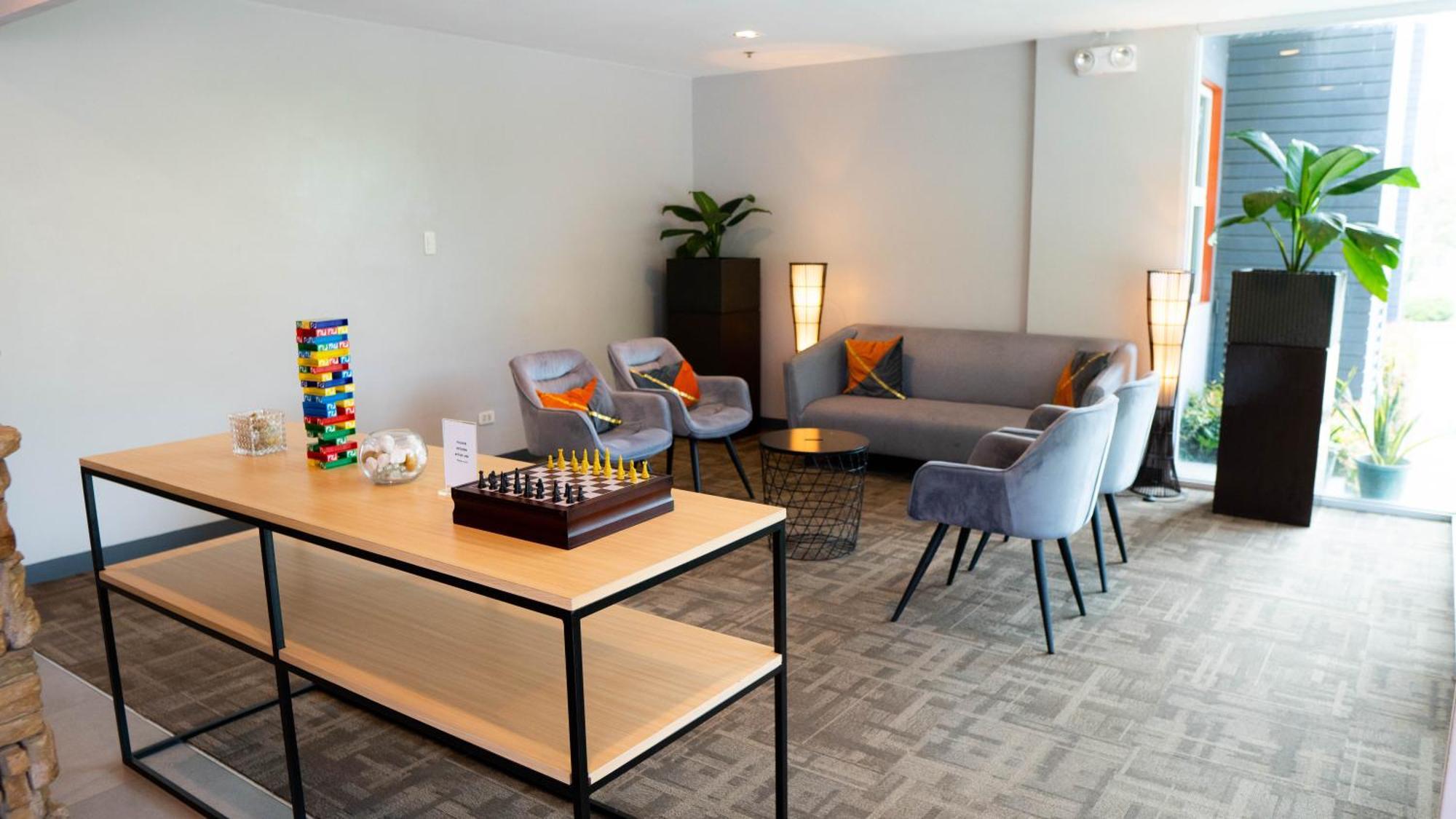 Go Hotels Баколод Екстер'єр фото