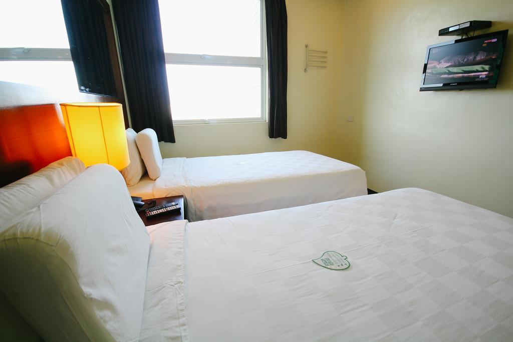 Go Hotels Баколод Екстер'єр фото