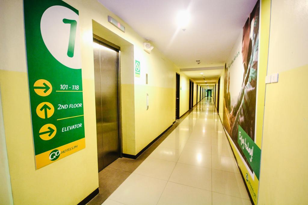 Go Hotels Баколод Екстер'єр фото