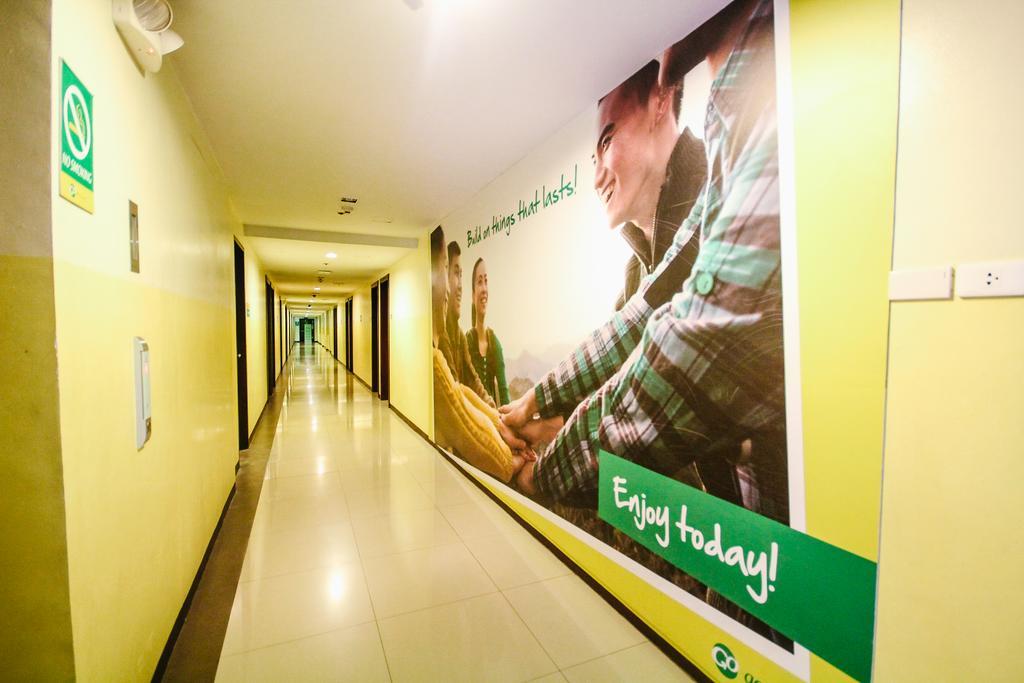 Go Hotels Баколод Екстер'єр фото