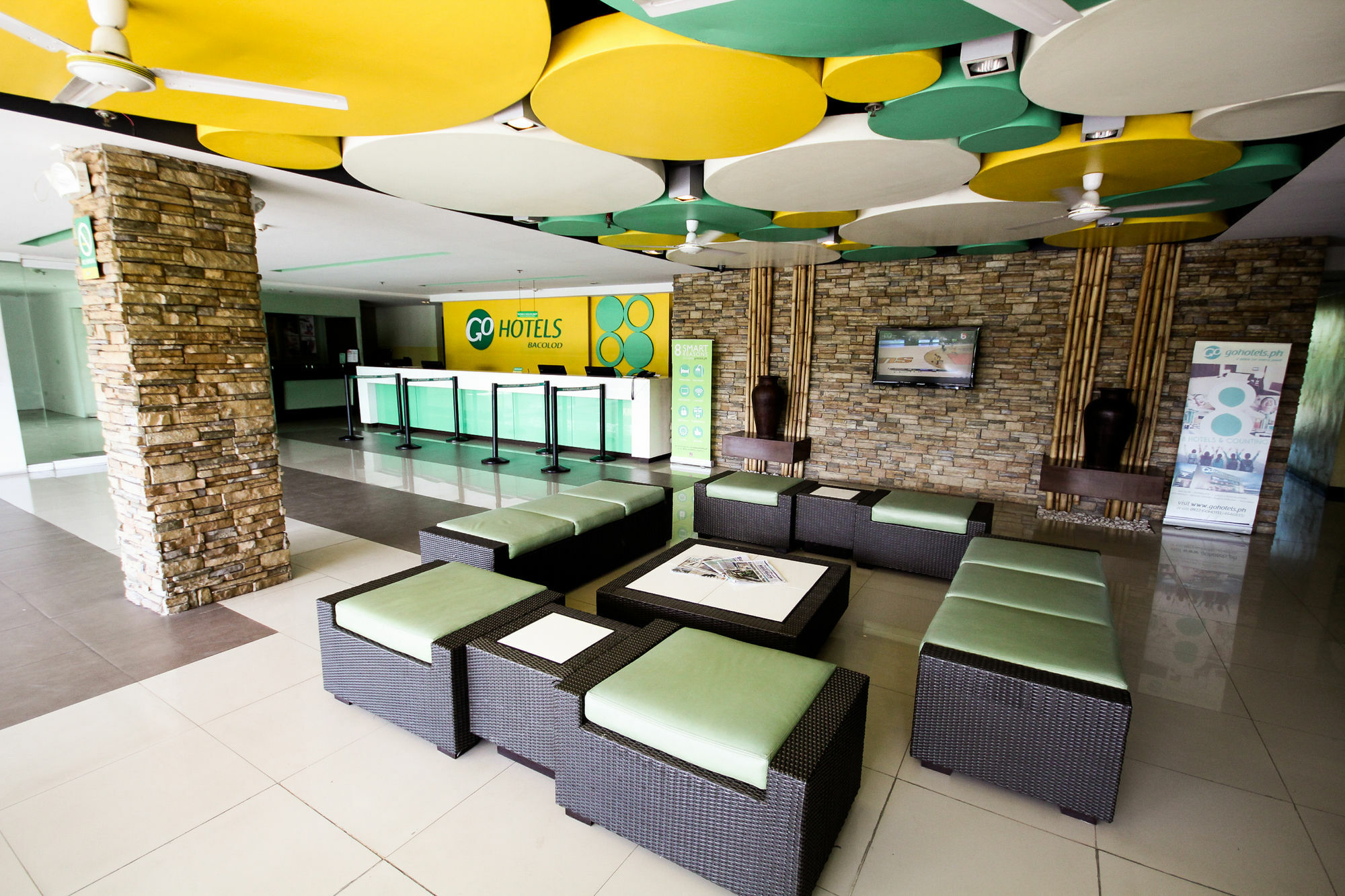 Go Hotels Баколод Екстер'єр фото